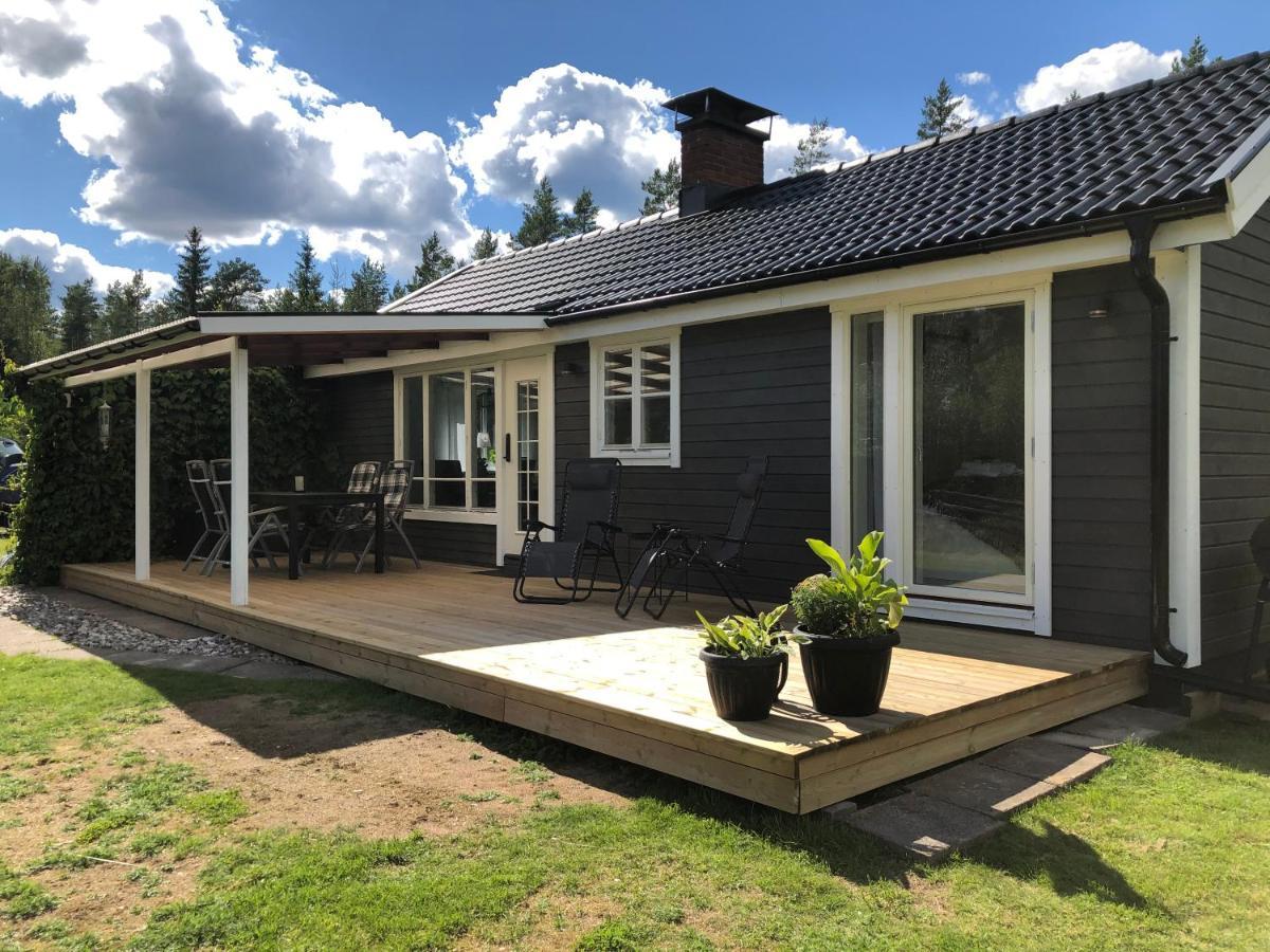 Modern Lakeside Cottage & Boat Near Isaberg Kavsjo Bagian luar foto